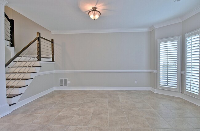 Building Photo - 129 Santolina Park