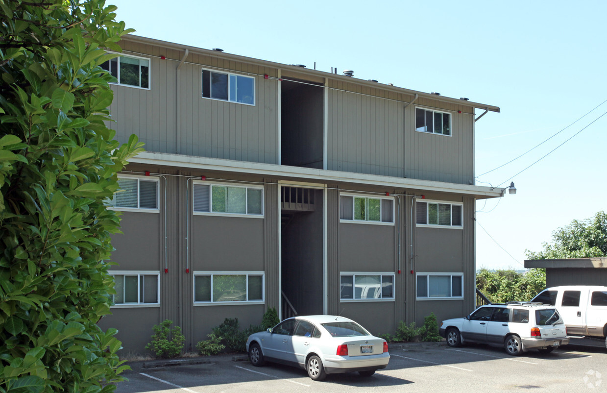 Primary Photo - Rainier Sound View Apartments