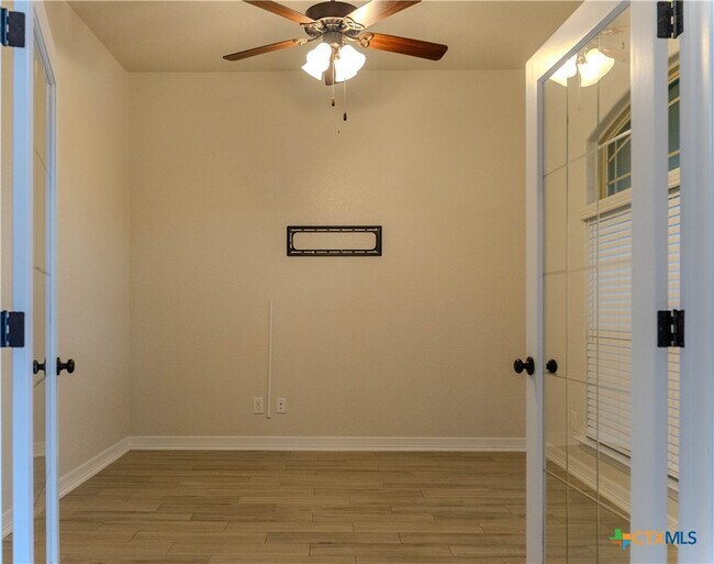 Foto del edificio - 8006 Preston Hollow Dr