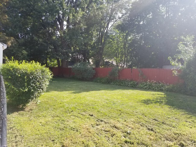 Building Photo - 109 Caya Ave