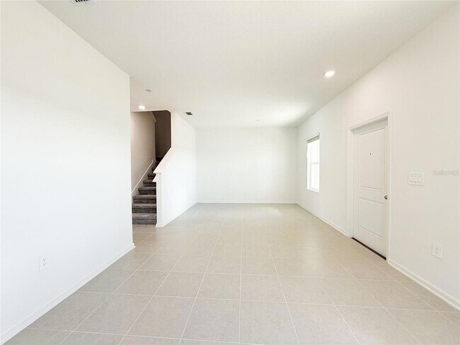 Building Photo - 1975 Stake Out Wy