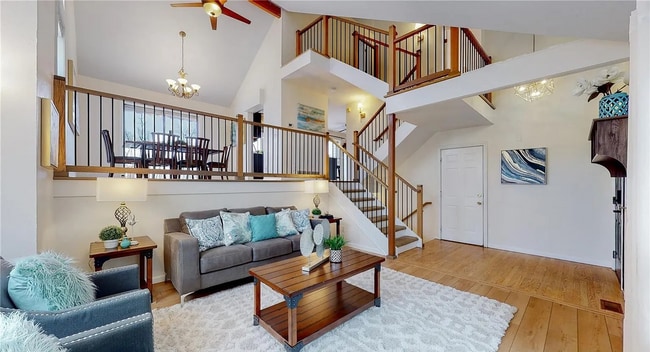 Stunning 5Bed 3.5Bath Modern Home on Spacious Lot in Quiet Boulder Cul-de-Sac - Stunning 5Bed 3.5Bath Modern Home on Spacious Lot in Quiet Boulder Cul-de-Sac