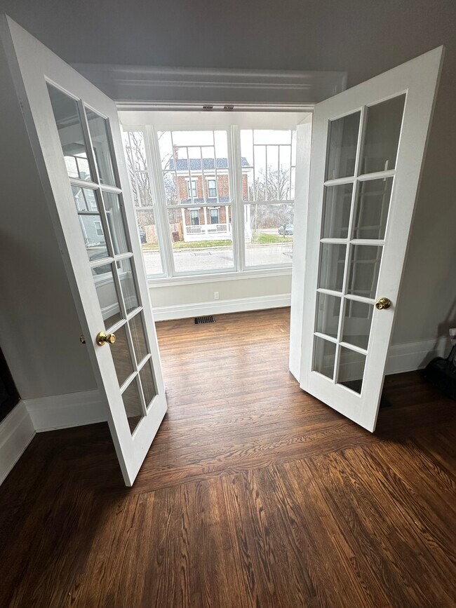 Foto del edificio - 5530 Orlando Pl