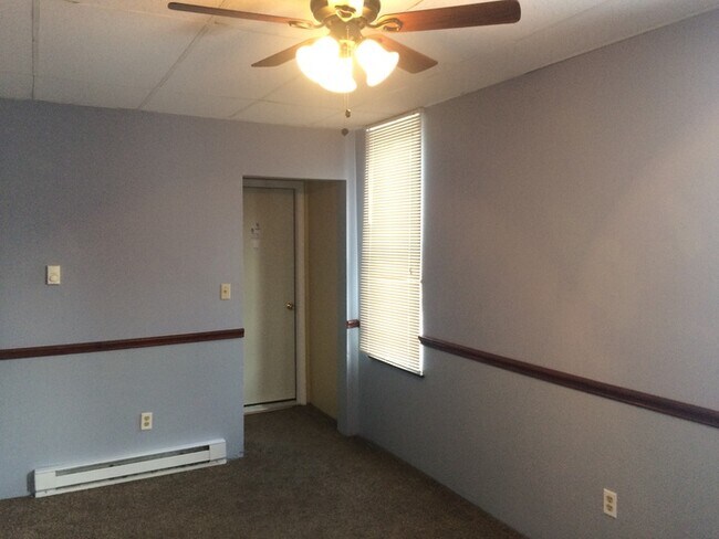 Foto del edificio - $595 for a 3 bedroom in Ellwood City!