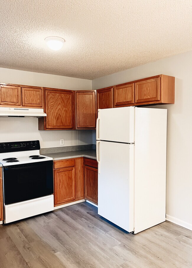 Building Photo - 390 Miller Pointe Dr