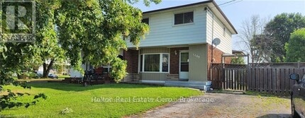 Building Photo - 1109 Highland St