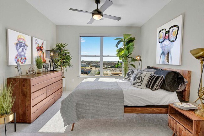 Foto del edificio - One Bedroom Spacious Apartment Available NOW!