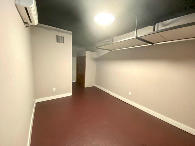 Foto del edificio - 669 N 2nd St