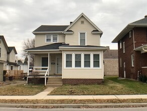 Building Photo - 216 S Race St