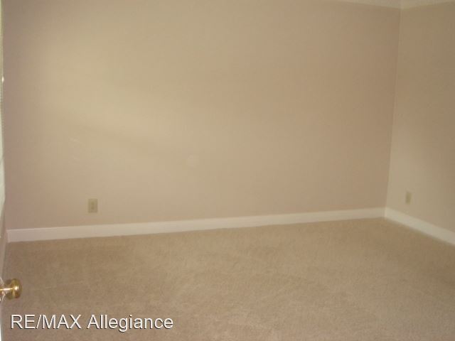 Building Photo - 4 br, 3 bath House - 4725 BERRYWOOD ROAD-KELL