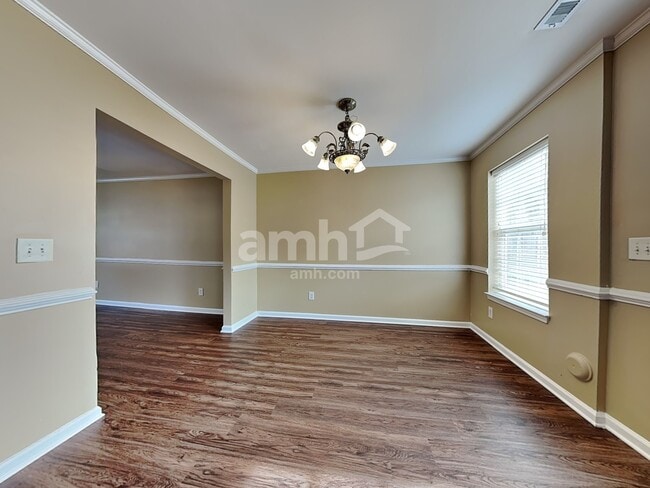 Building Photo - 205 N Fuquay Springs Ave