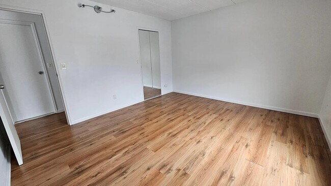 Foto del edificio - 147 Turner Rd