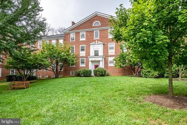 Building Photo - 3520 39th St NW