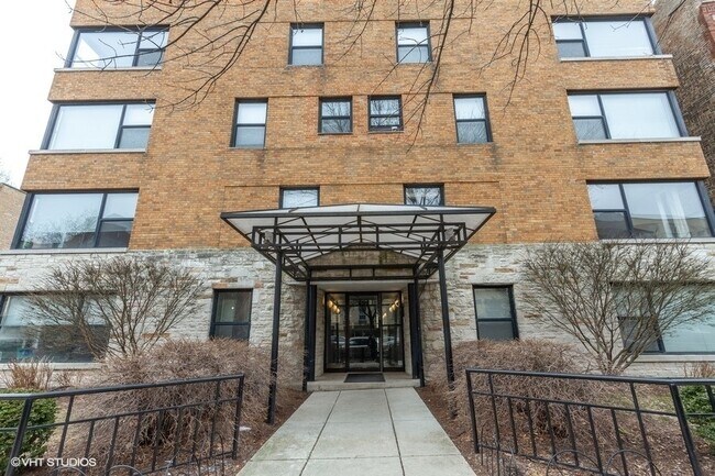 Foto del edificio - 525 W Aldine Ave