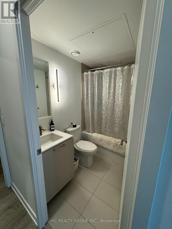 Photo du bâtiment - 19 Western Battery Rd