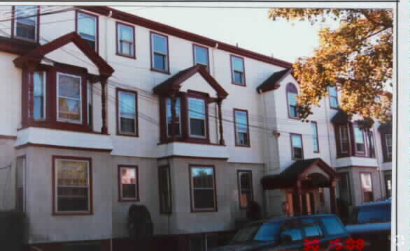 Primary Photo - 9 Gordon St