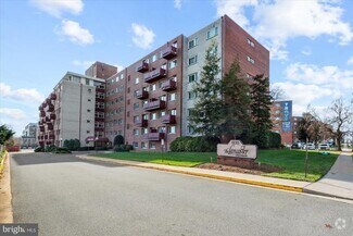 Building Photo - 1830 Columbia Pike
