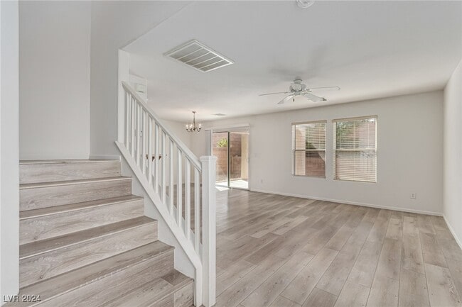 Building Photo - 231 Del Cira Ave