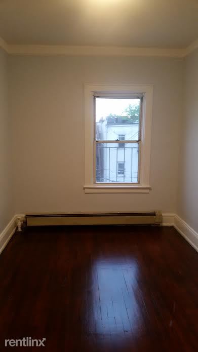 Building Photo - 5048 45th St