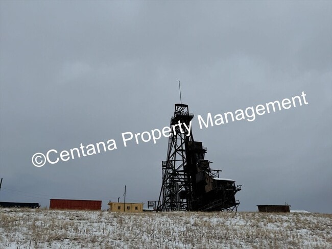 Building Photo - 816 Caledonia St
