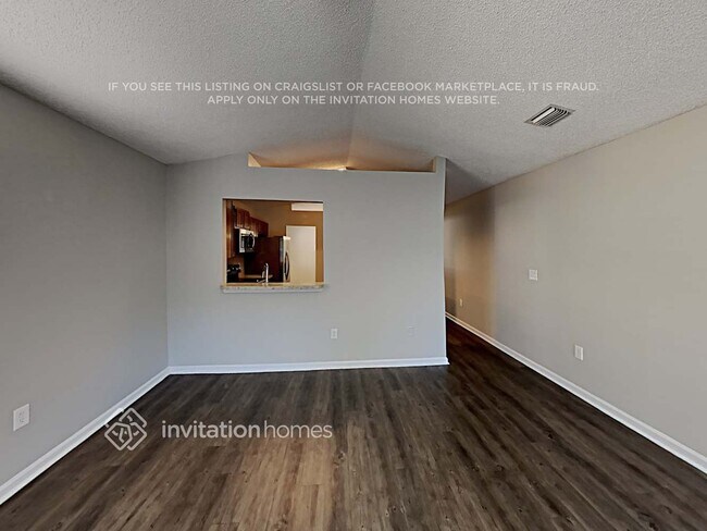 Building Photo - 2750 Lantana Lakes Dr W