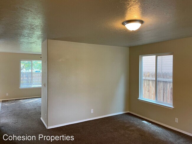 Foto del edificio - 4 br, 2.5 bath House - 12011 W Honeydew