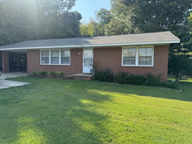 Building Photo - 313 N Dean Rd