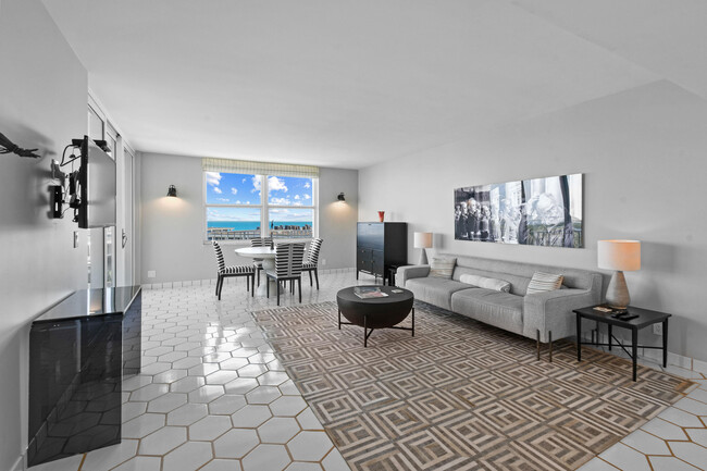 Building Photo - 2295 S Ocean Blvd