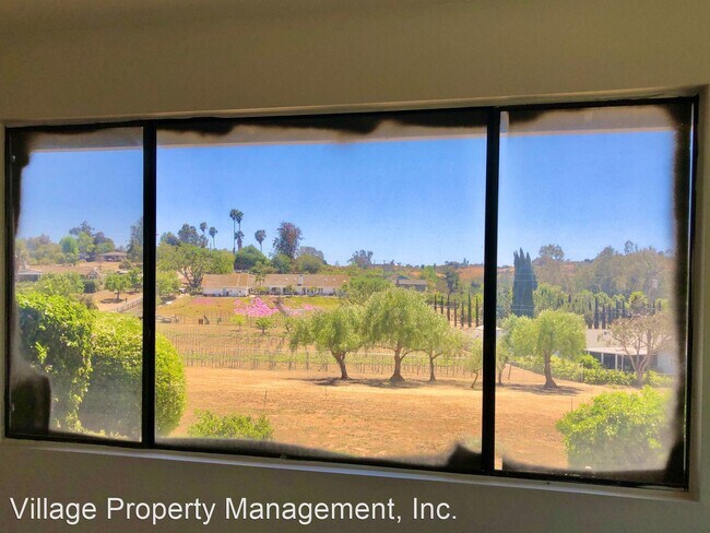 Foto del edificio - 4 br, 2 bath House - 346 Spanish Spur