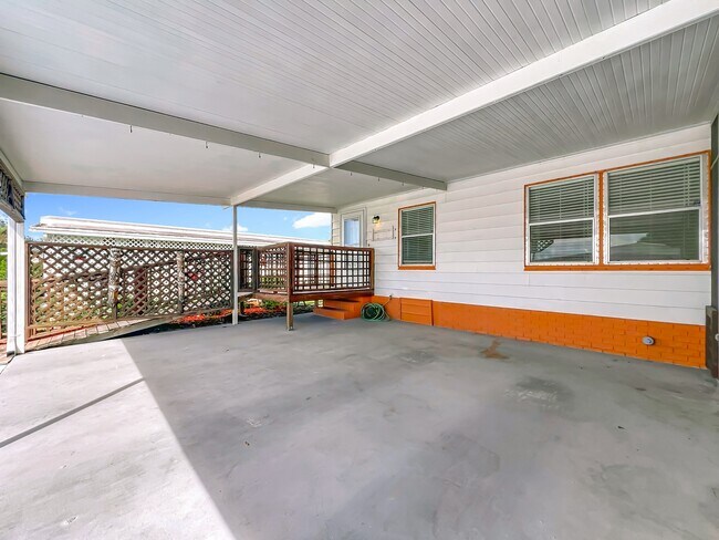 Building Photo - 568 Jennifer Cir