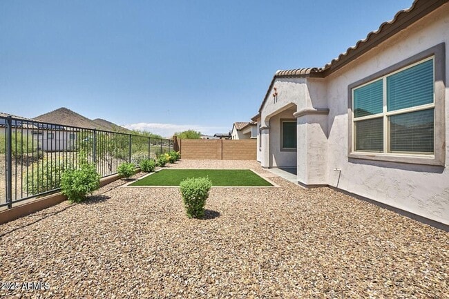 Foto del edificio - 31570 N 123rd Ln