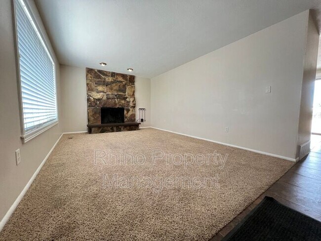 Building Photo - 2840 W 8250 S