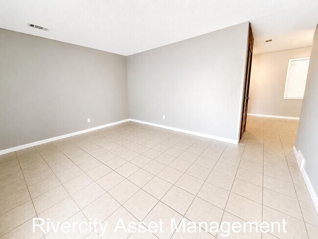 Building Photo - 4180 Kerwin Dr