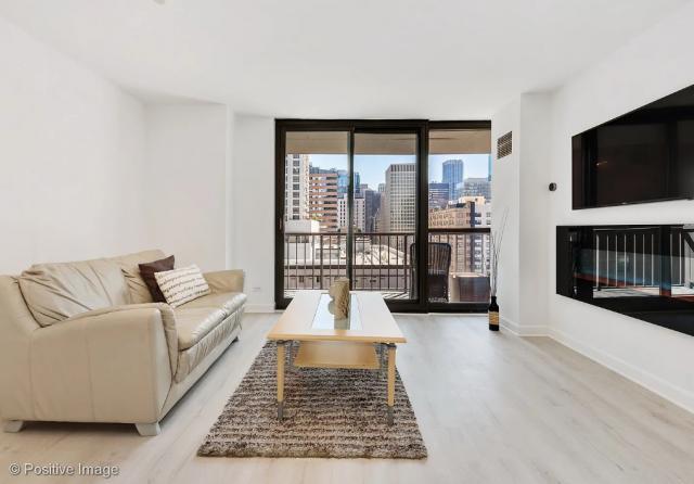 Foto del edificio - 1 bedroom in Chicago IL 60611