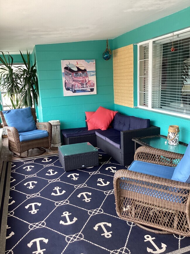 Foto del edificio - 333 182nd Ave E