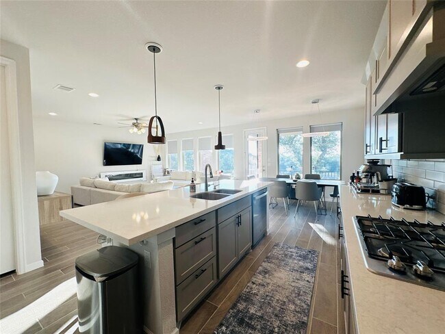 Building Photo - 2644 Longhorn Ranch Ct