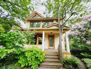 Building Photo - 9737-9793 93 Ave NW