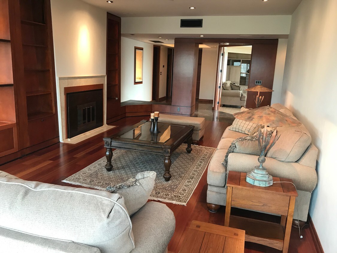 10551 Wilshire Blvd, Los Angeles, CA 90024 Condo for Rent in Los