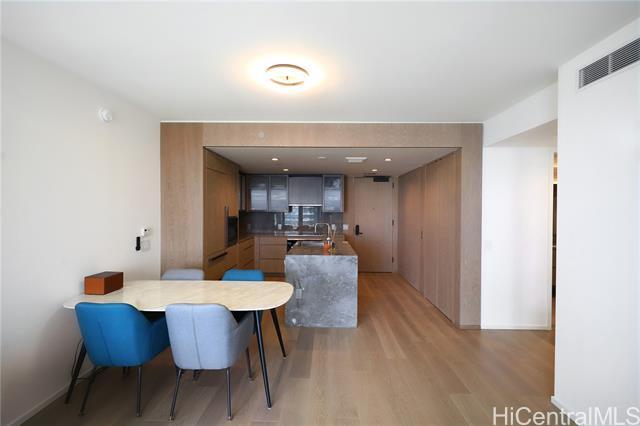 Building Photo - 1000 Auahi St