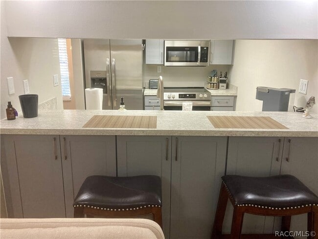 Foto del edificio - 11449 W Bayshore Dr