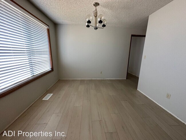 Foto del edificio - 3 br, 2 bath House - 4716 SW Stoddard Dr.