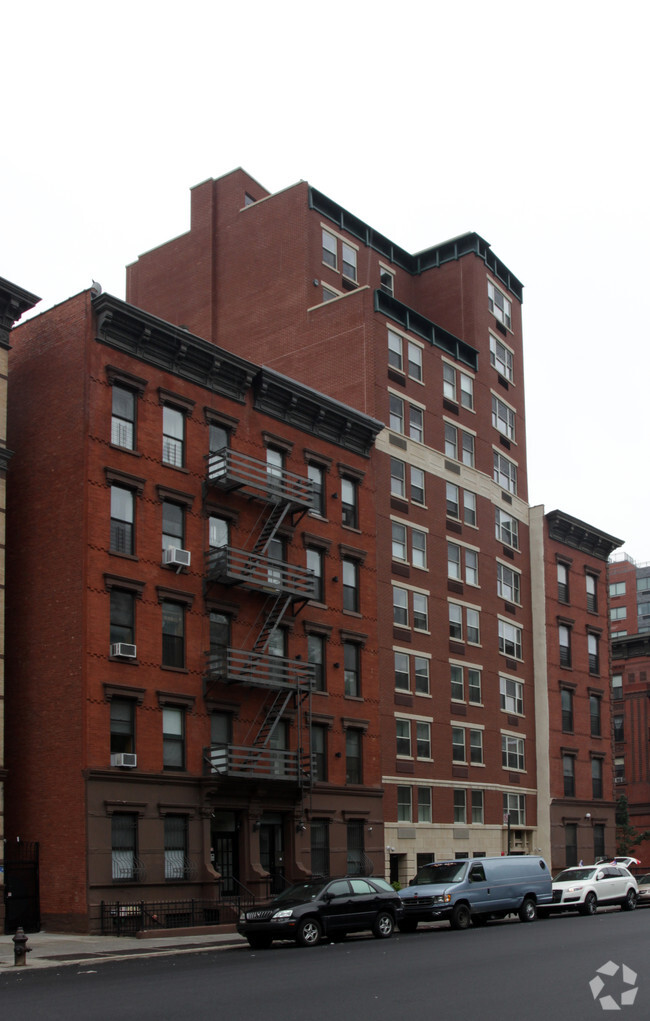 Building Photo - Parkside Flats