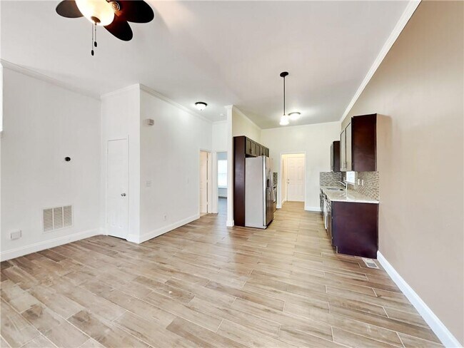 Foto del edificio - 333 Fletcher St SW
