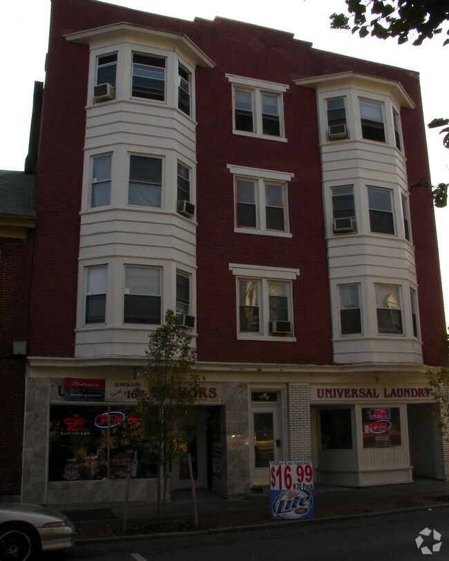 Foto del edificio - 31-33 E Franklin St