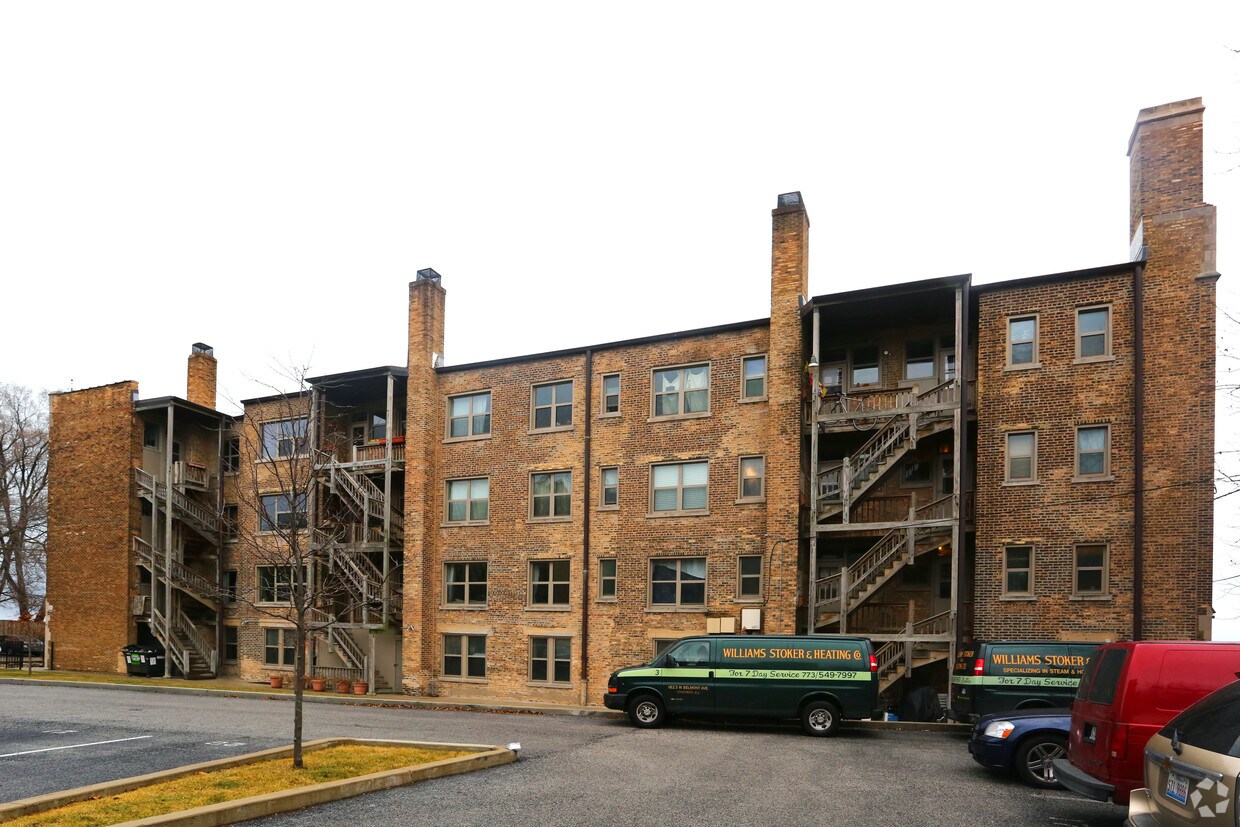 CON Chase - 1201 W Chase Ave