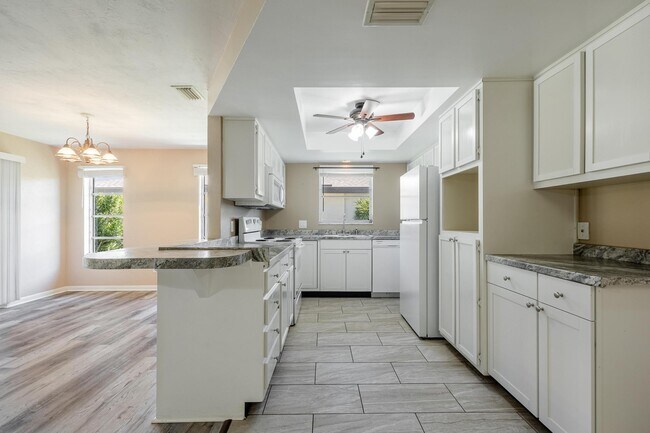 Foto del edificio - 3821 SE 11th Ave