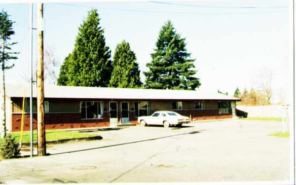 Foto del edificio - 727-731 8th Ave. Pl NW