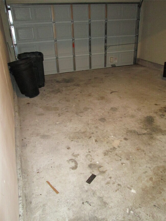 Foto del edificio - 6818 Glenstein Dr