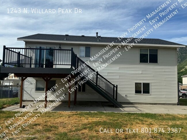 Building Photo - Beautiful 4 Bed - 2 Bath Home - Pet Friend...