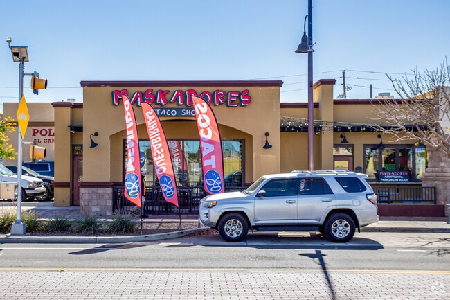 Maskadores Taco Shop in Tolleson has a variety of tacos.